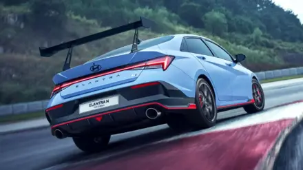 هيونداي النترا N تحصل على إصدار TCR الرياضي المستوحى من السباقات بجناح خلفي عملاق وتعديلات خاصة هيونداي النترا N تحصل على إصدار TCR الرياضي المستوحى من السباقات بجناح خلفي عملاق وتعديلات خاصة