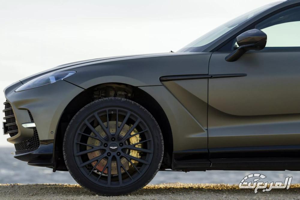 استون-مارتن-dbx707-المربع-نت-28