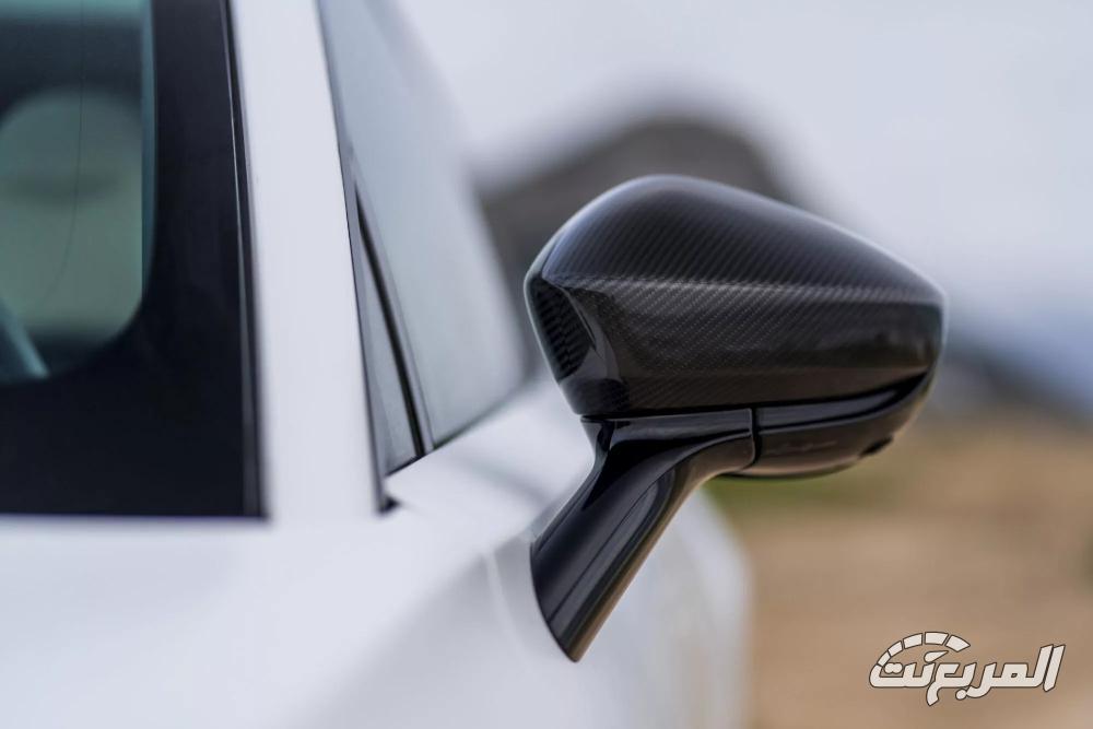 استون-مارتن-dbx707-المربع-نت-47