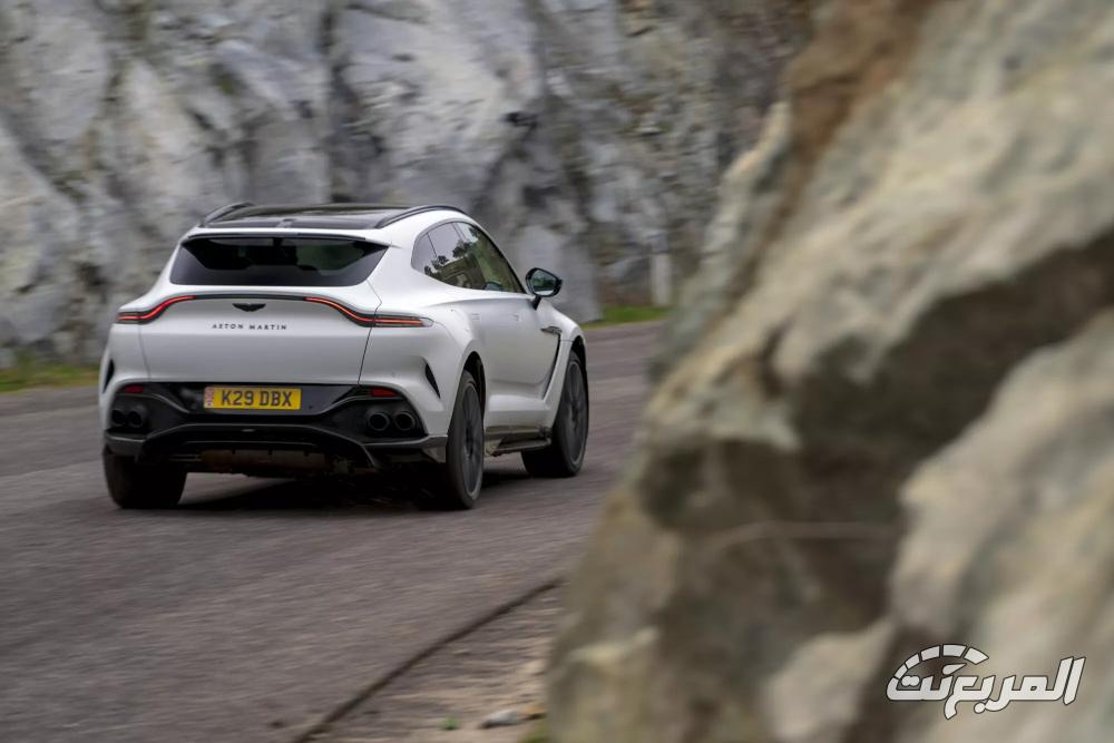 استون-مارتن-dbx707-المربع-نت-54