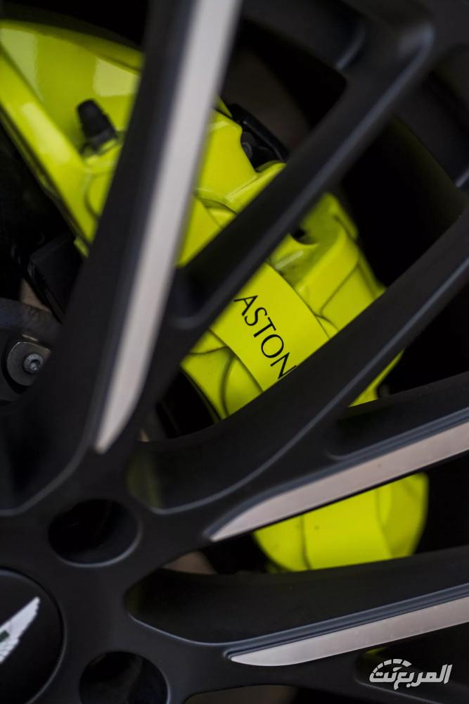 استون-مارتن-dbx707-المربع-نت-56