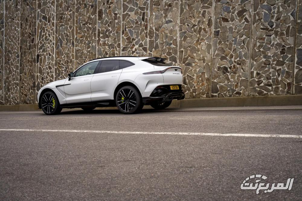 استون-مارتن-dbx707-المربع-نت-76