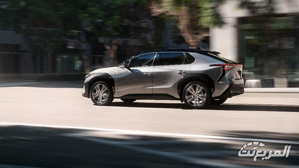 تويوتا-bz4x-المربع-نت-26