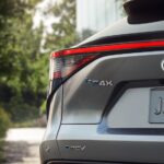 تويوتا-bz4x-المربع-نت-32