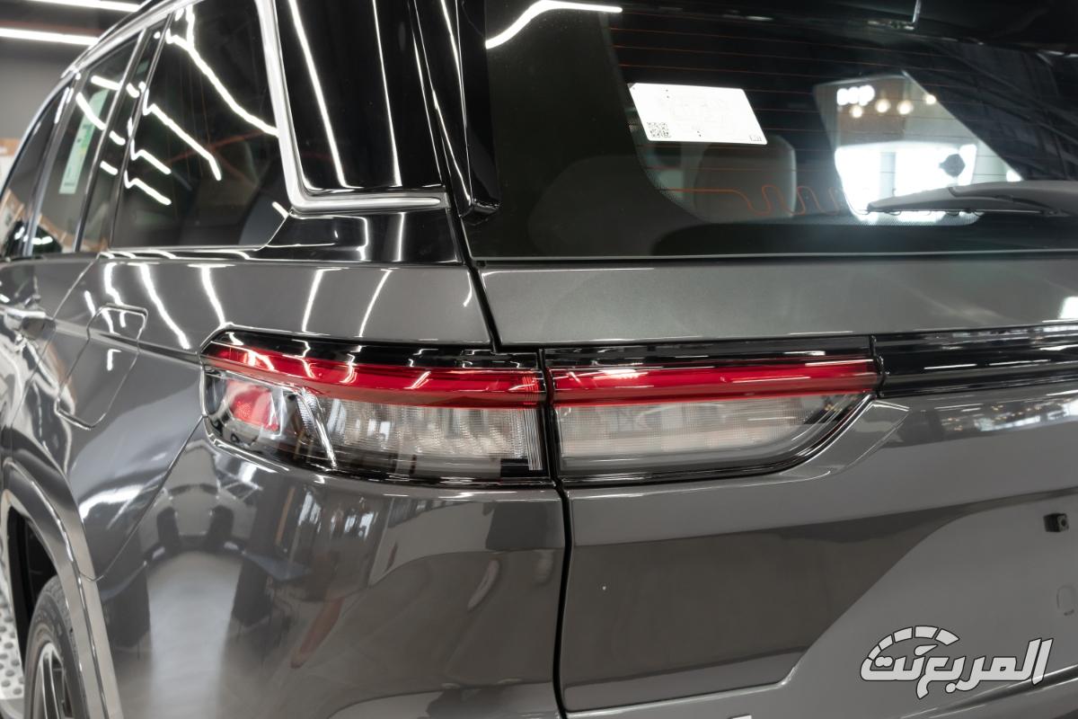 جيب-جراند-شيروكي-ساميت-ريزيرف-15