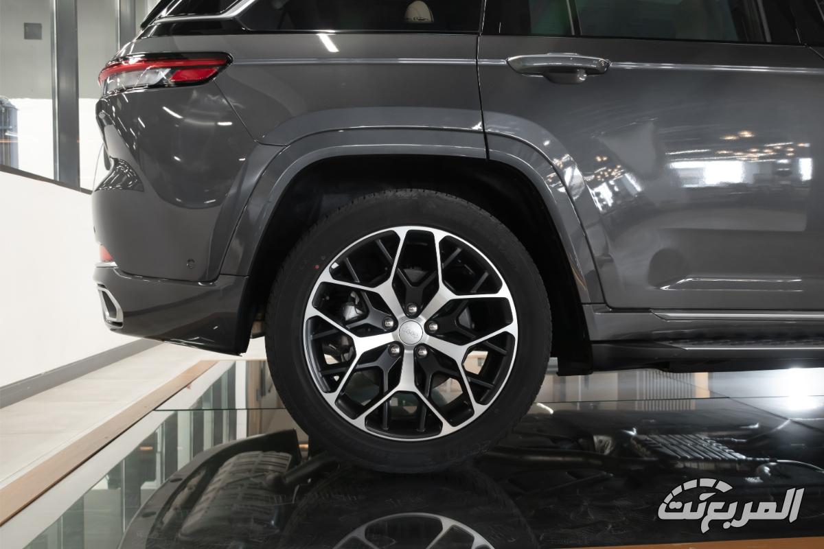 جيب-جراند-شيروكي-ساميت-ريزيرف-17