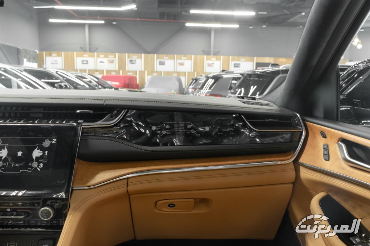 جيب-جراند-شيروكي-ساميت-ريزيرف-23