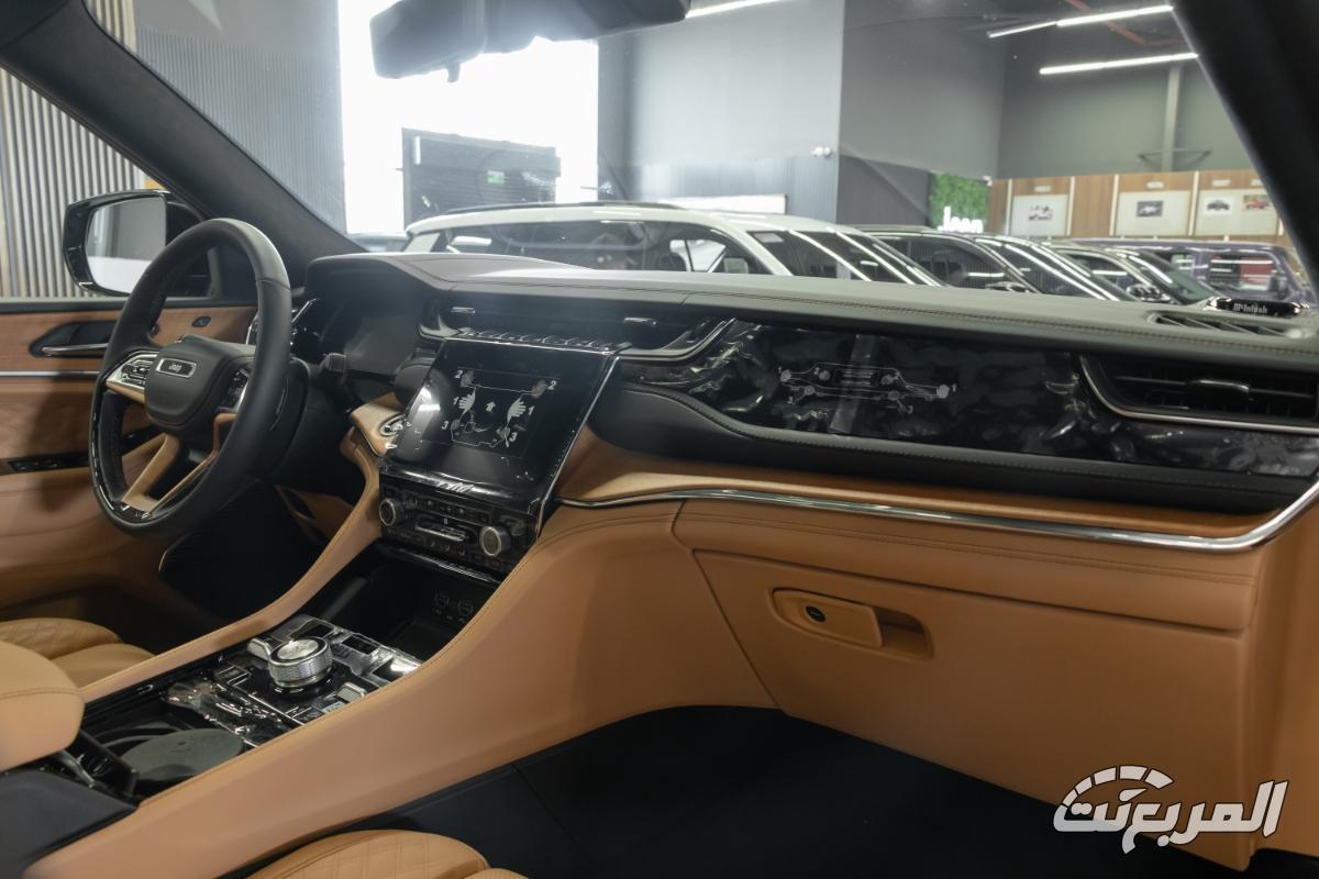 جيب-جراند-شيروكي-ساميت-ريزيرف-31