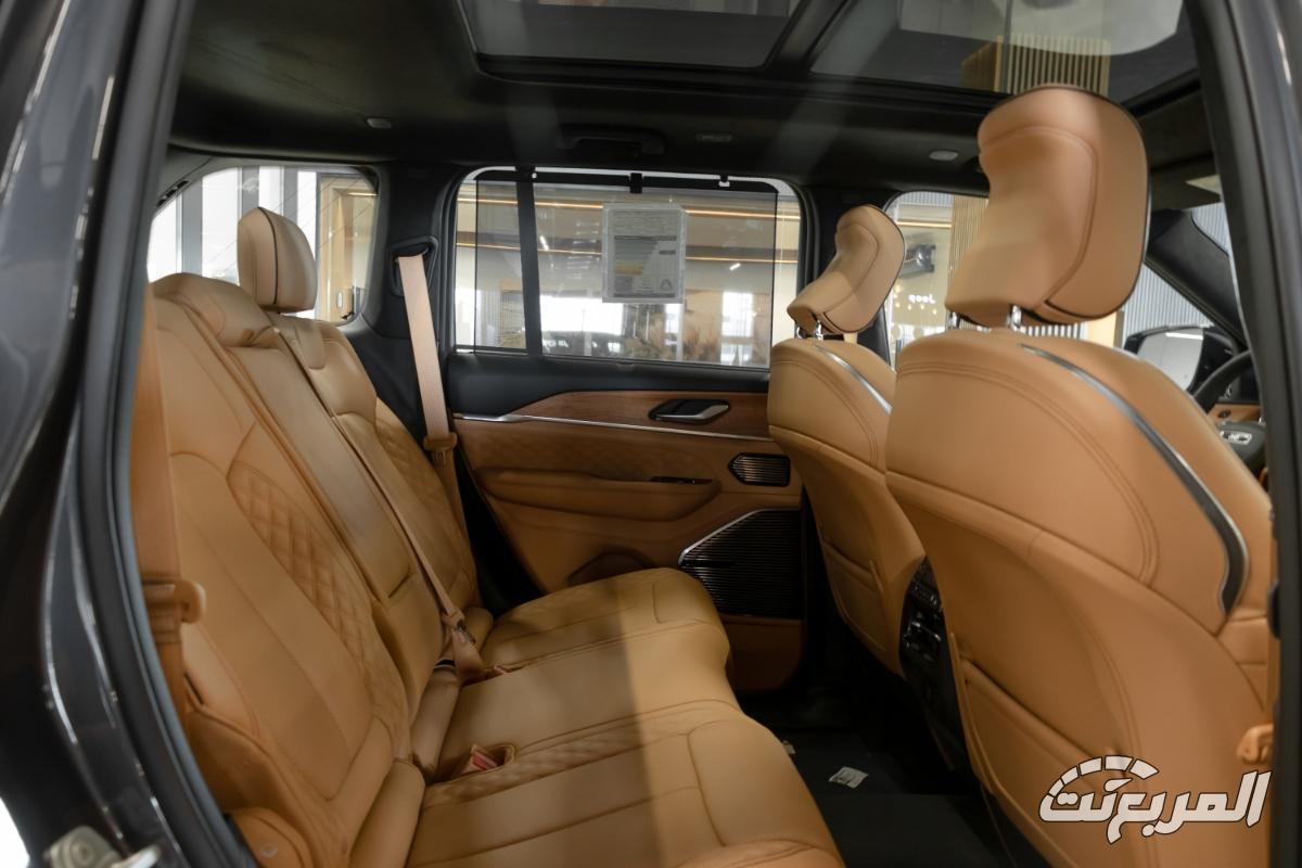 جيب-جراند-شيروكي-ساميت-ريزيرف-34