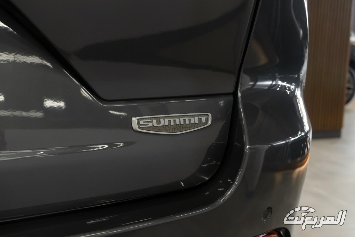 جيب-جراند-شيروكي-ساميت-ريزيرف-5