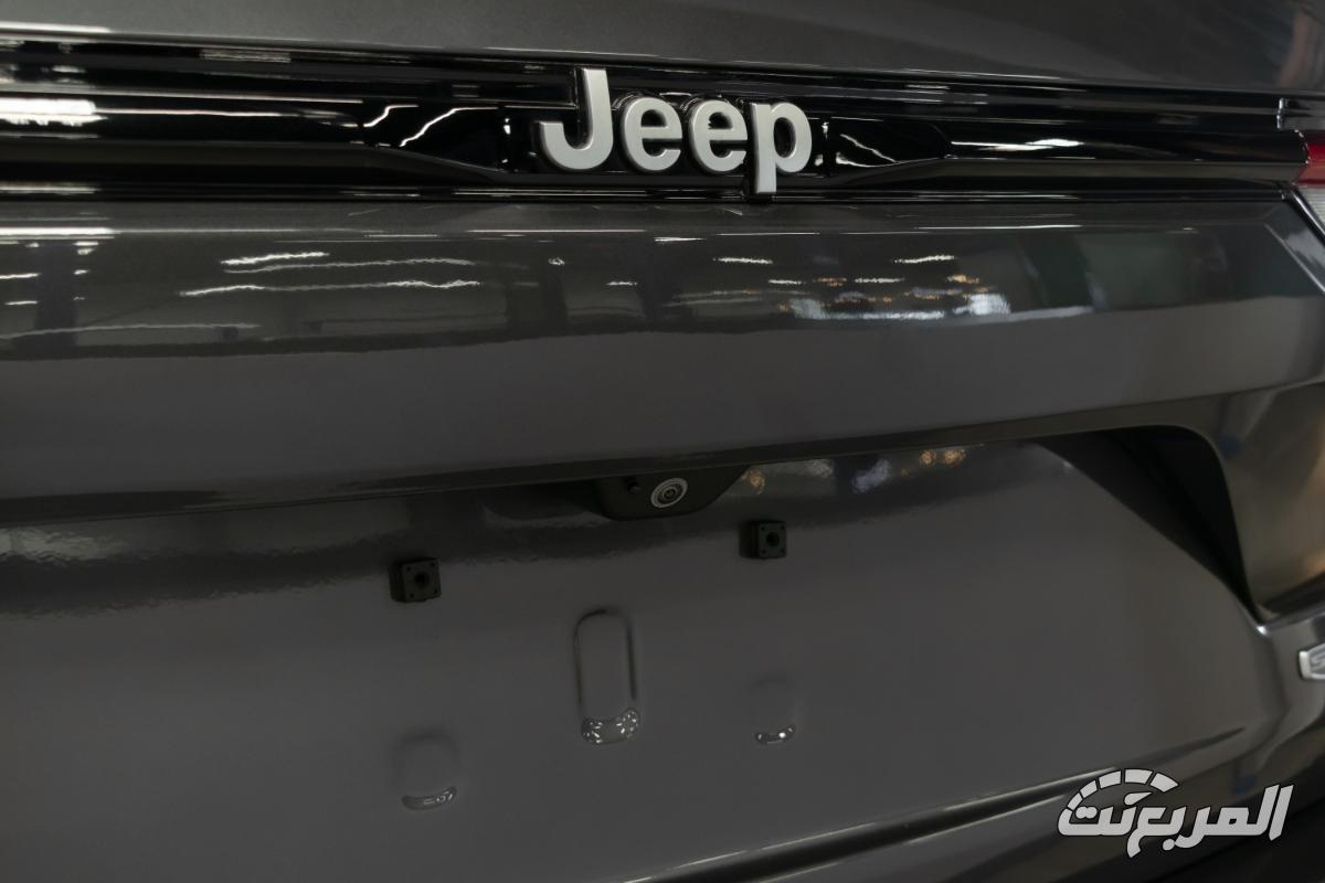 جيب-جراند-شيروكي-ساميت-ريزيرف-7