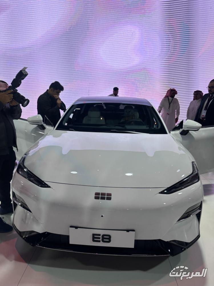 جيلي-e8-المربع-نت-16