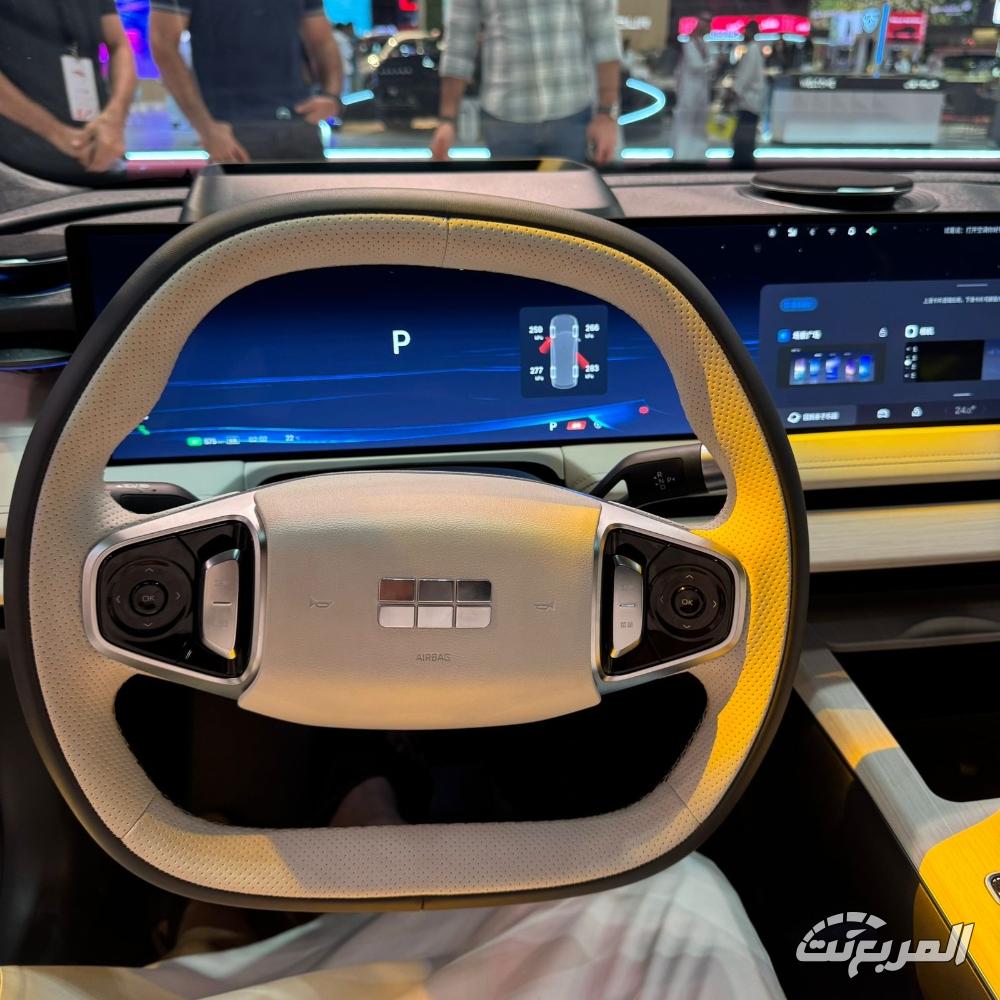 جيلي-e8-المربع-نت-20