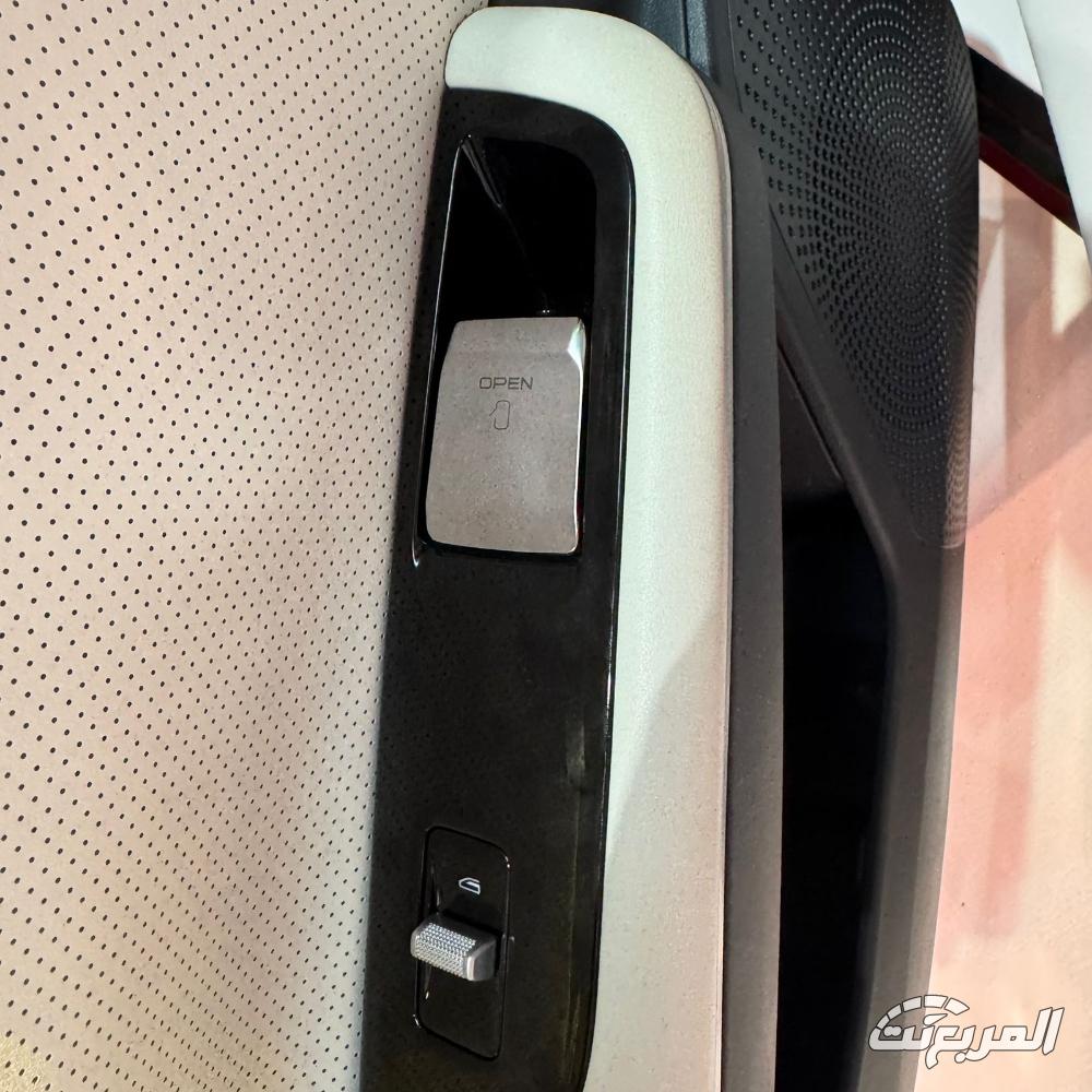 جيلي-e8-المربع-نت-21