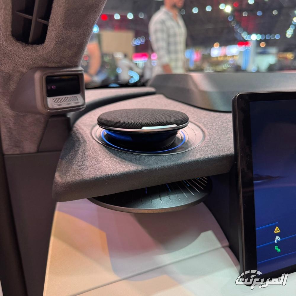 جيلي-e8-المربع-نت-22