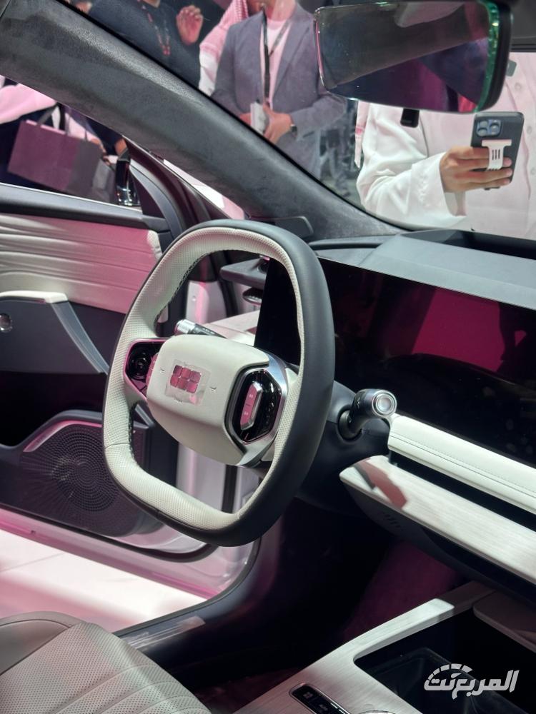 جيلي-e8-المربع-نت-6