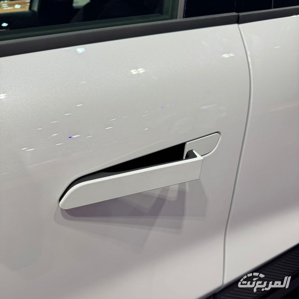 رينو-سينيك-المربع-نت-معرض-جدة-للسيارا-12