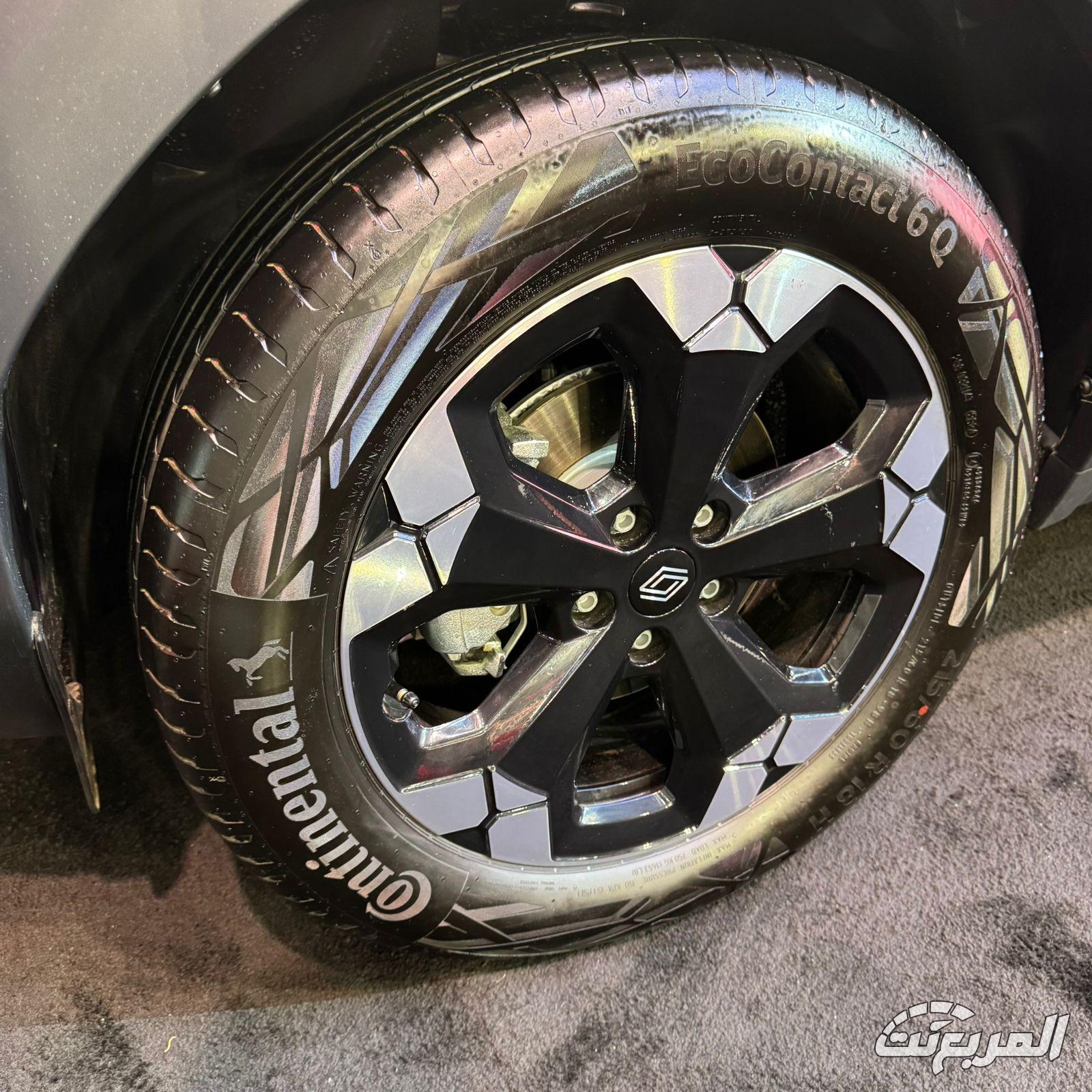 مواصفات رينو داستر الجديدة 2025 بجميع الفئات مع الصور وأبرز العيوب والمميزات صور رينو داستر الجديدة 2025 بجودة عالية من الخارج والداخل مع عرض أبرز التجهيزات