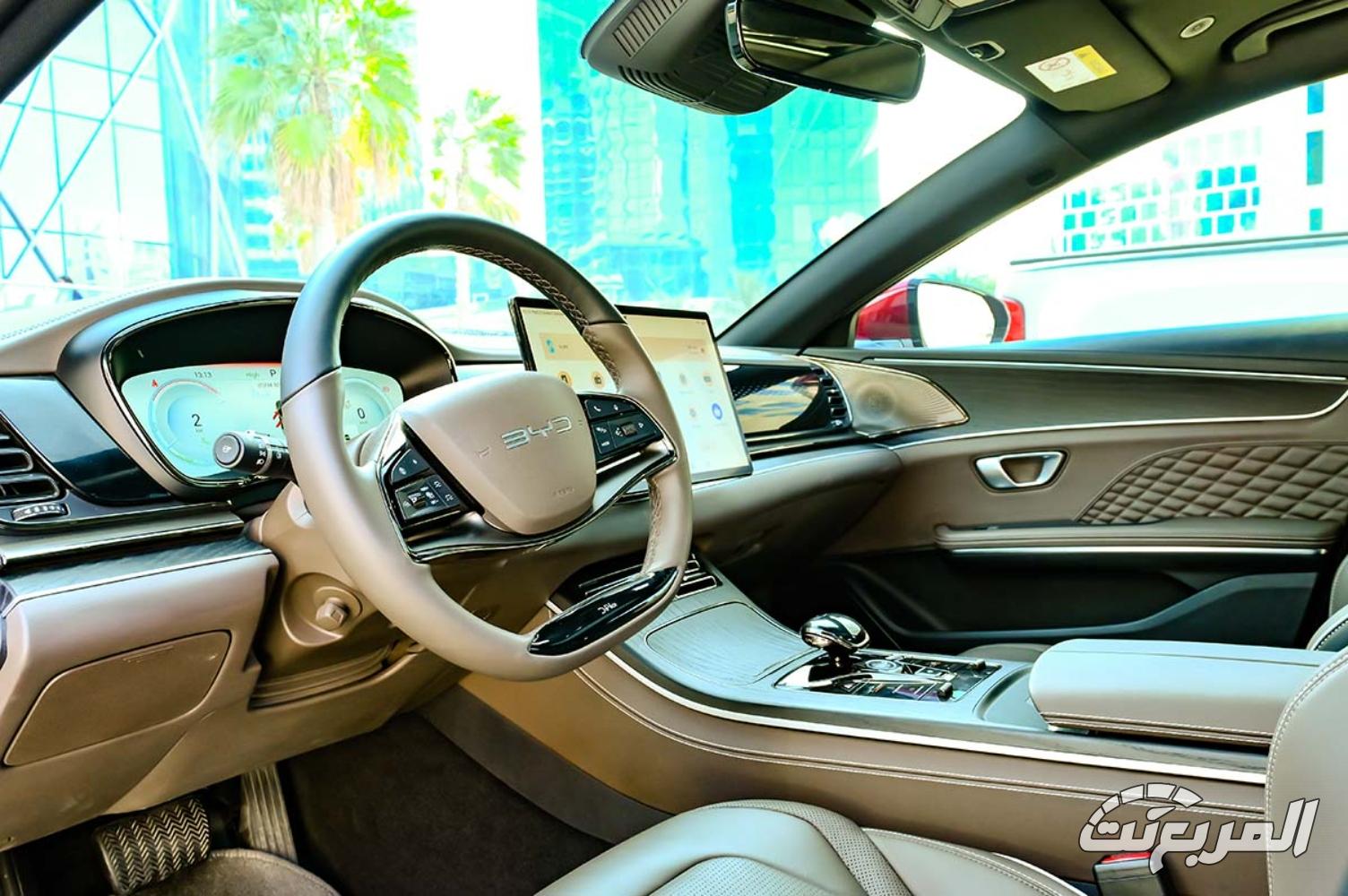مواصفات بي واي دي هان 2025 بجميع الفئات والأسعار المتوفرة وأبرز العيوب والمميزات كم سعر بي واي دي هان 2025 في السعودية؟ مع عرض الفئات والتجهيزات (بالصور)