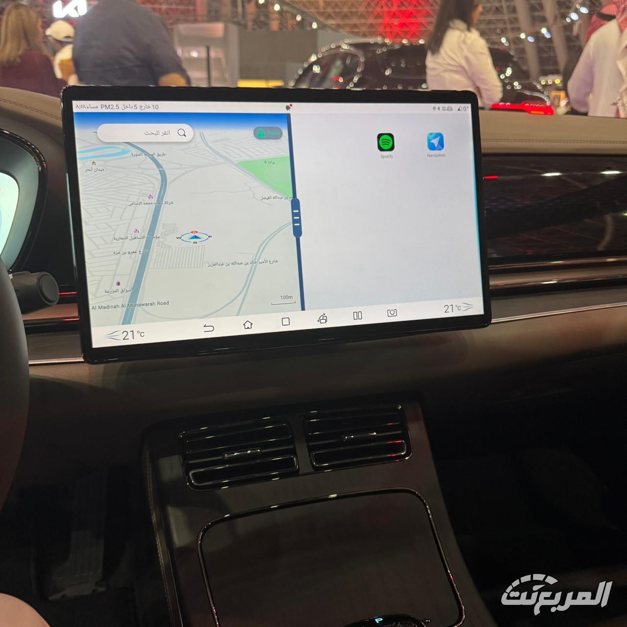 مواصفات بي واي دي هان 2025 بجميع الفئات والأسعار المتوفرة وأبرز العيوب والمميزات كم سعر بي واي دي هان 2025 في السعودية؟ مع عرض الفئات والتجهيزات (بالصور)