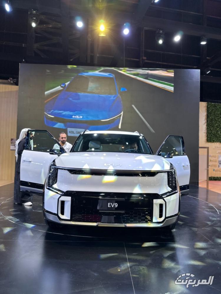 كيا-ev9-المربع-نت-7-2