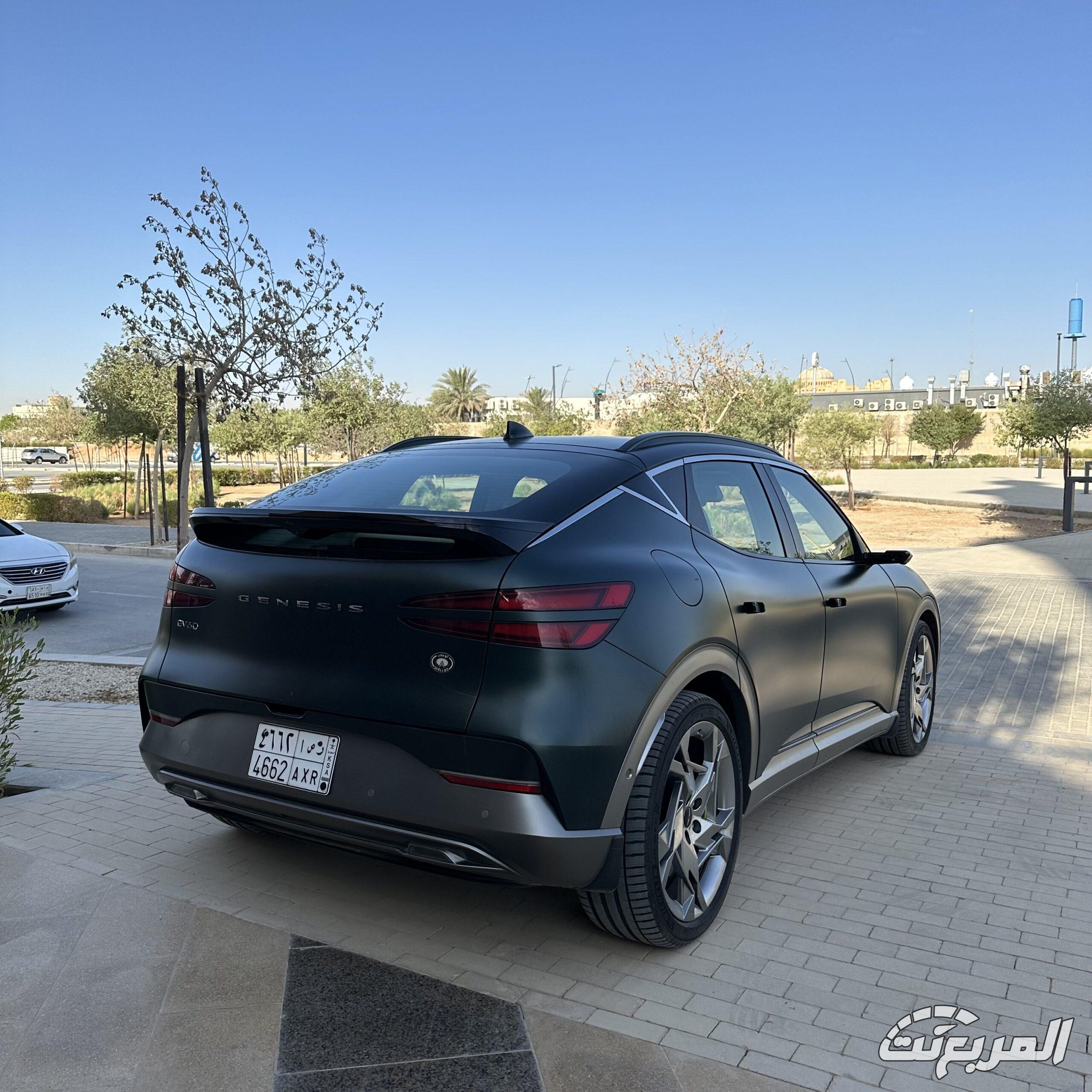 مواصفات جينيسيس GV60 موديل 2025 بجميع الفئات والأسعار المتوفرة وأبرز العيوب والمميزات