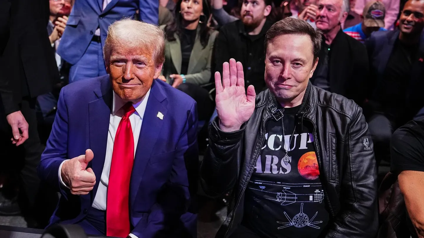 فريق دونالد ترامب يوافق على طلب تيسلا بالتكتم على حوادث السيارات ذاتية القيادة