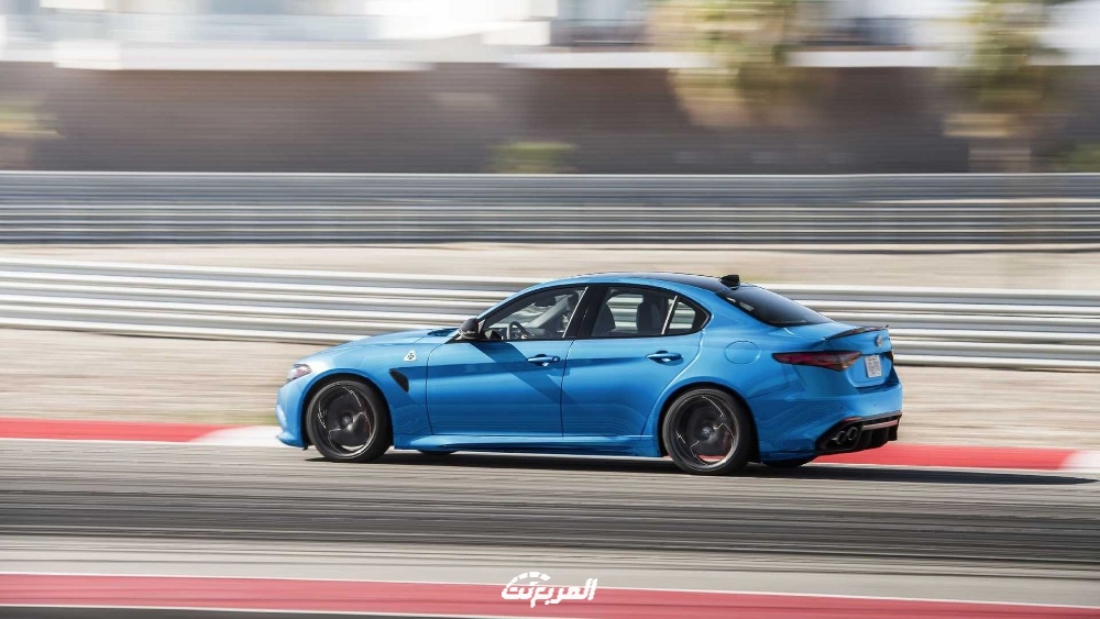 الفاروميو-جوليا-المربع-نت-21