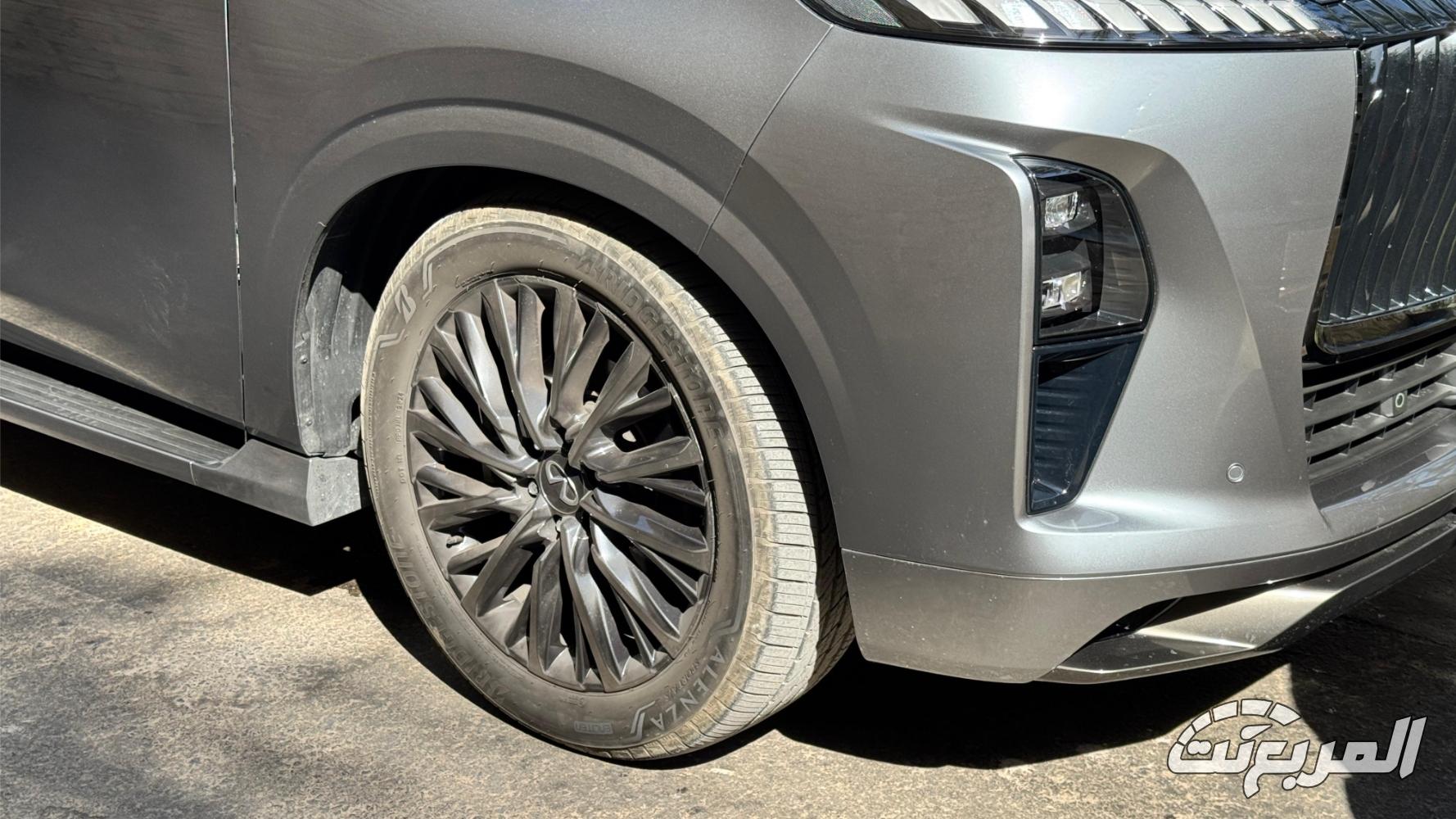 انفينيتي-qx80-الشكل-الجديد-المربع-نت-18