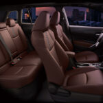 تويوتا-كورولا-كروس-2025-9