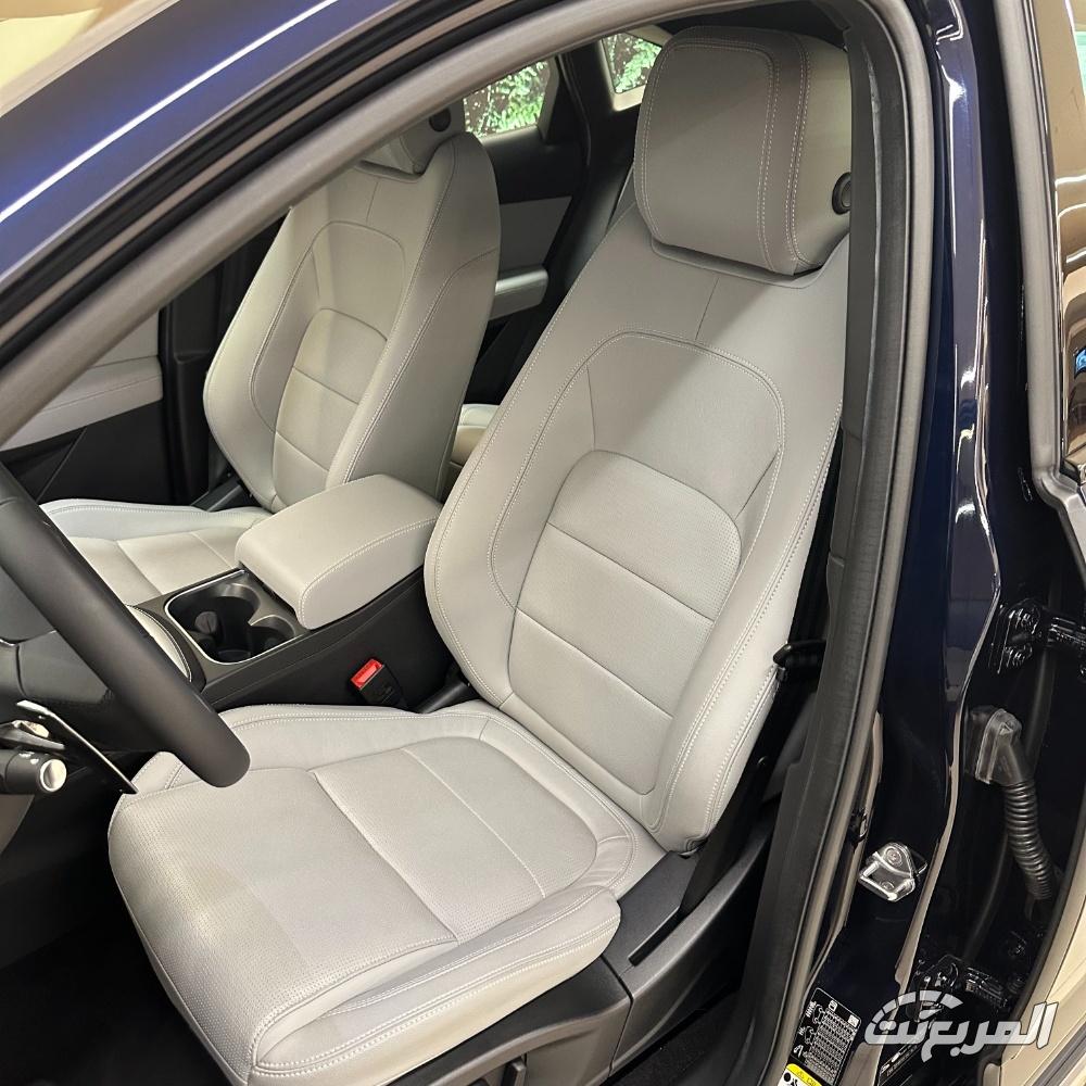 جاكوار-e-pace-المربع-نت-21