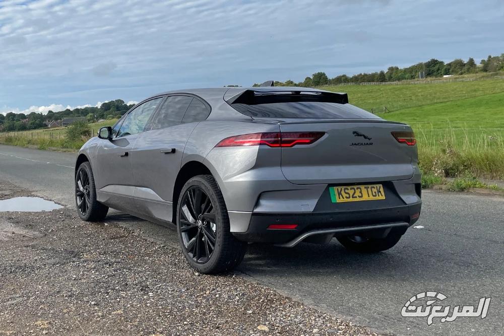 جاكوار-i-pace-2024-15