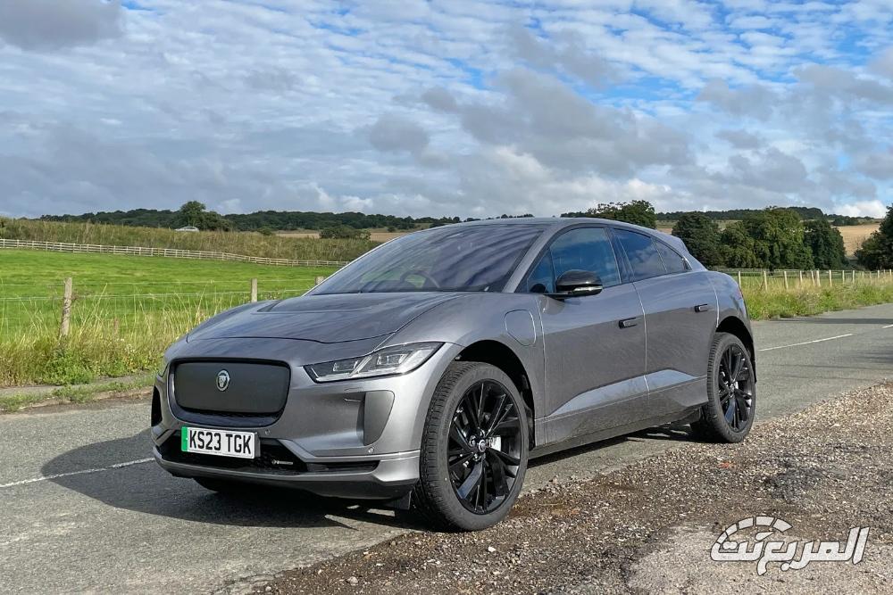 جاكوار-i-pace-2024-17
