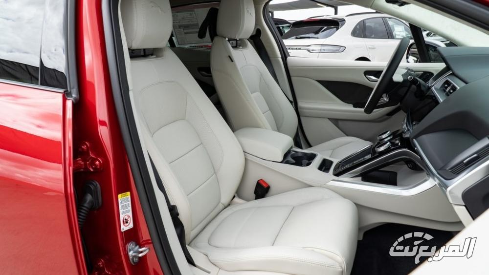 جاكوار-i-pace-2024-43