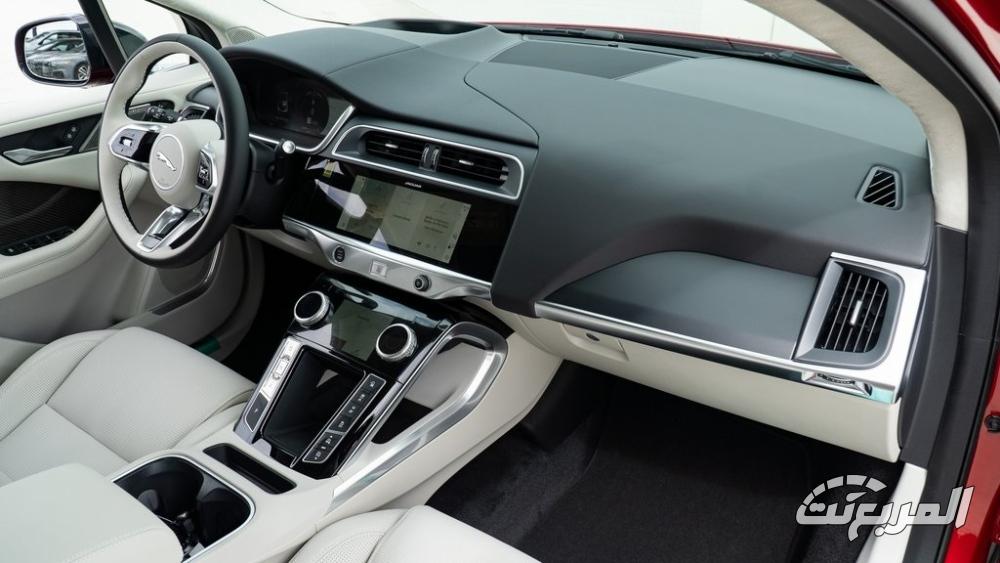 جاكوار-i-pace-2024-44