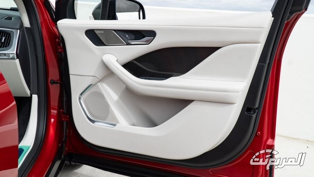 جاكوار-i-pace-2024-45