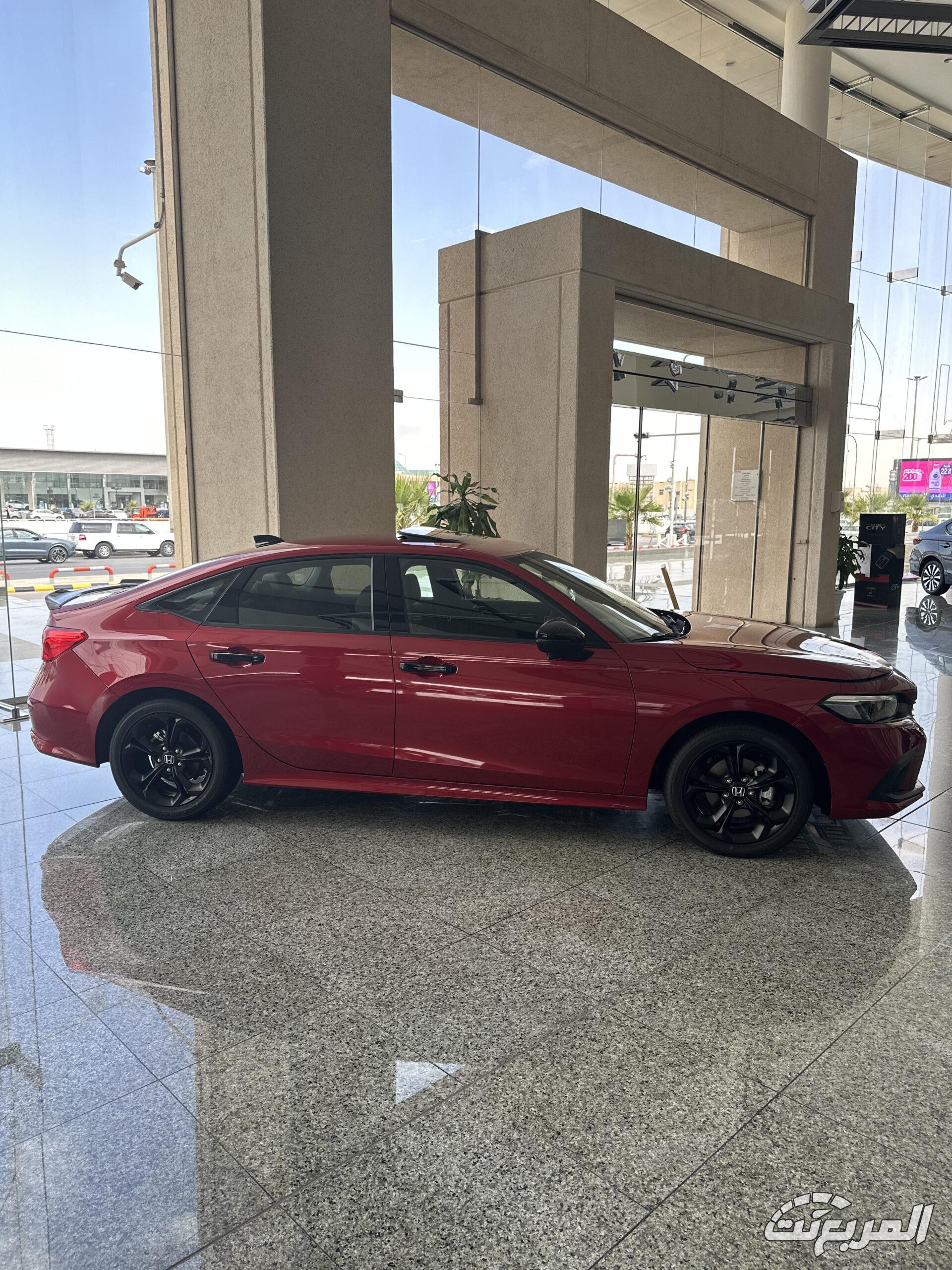 صور هوندا سيفيك 2025 بجودة عالية من الداخل والخارج والألوان المتوفرة