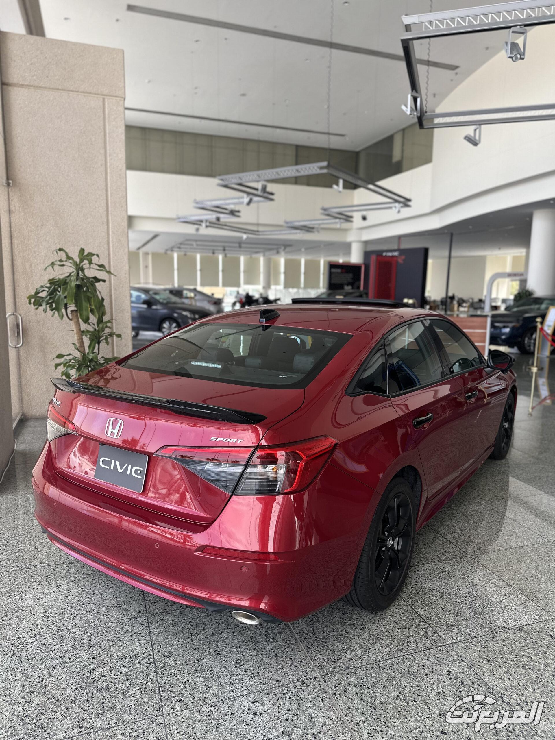 صور هوندا سيفيك 2025 بجودة عالية من الداخل والخارج والألوان المتوفرة