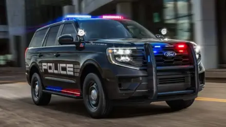 فورد اكسبيديشن 2025 تحصل على نسخة الشرطة بتعديلات جمالية ملفتة للنظر فورد اكسبيديشن 2025 تحصل على نسخة الشرطة بتعديلات جمالية ملفتة للنظر
