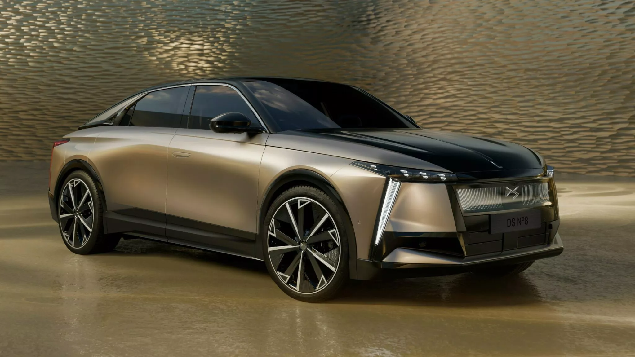 ستيلانتس تهدف لمنافسة بنتلي ورولزرويس بعلامة DS الفرنسية الفاخرة