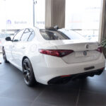 الفاروميو-جوليا-المربع-نت-30