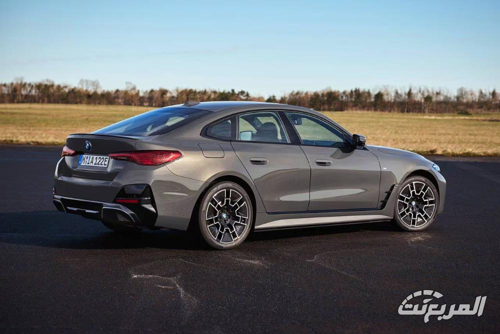 بي-ام-دبليو-i4-المربع-نت-30