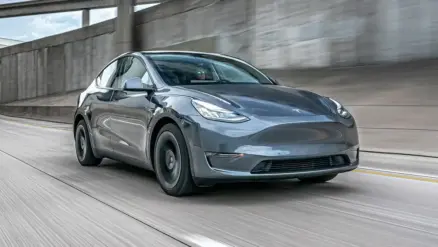السيارات الكهربائية الأكثر مبيعًا في أمريكا 2024.. تتصدرها تسلا موديل Y 1