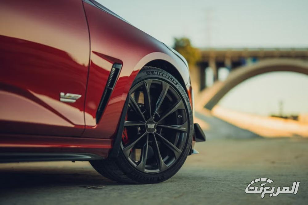 كاديلاك-ct4-v-المربع-نت-22