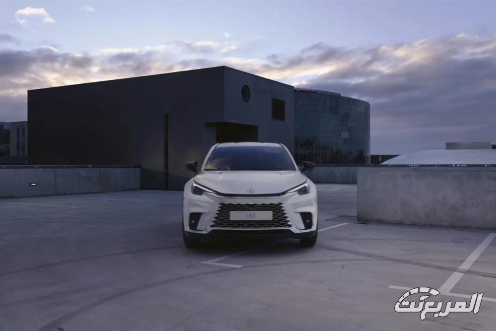 لكزس-lbx-المربع-نت-32