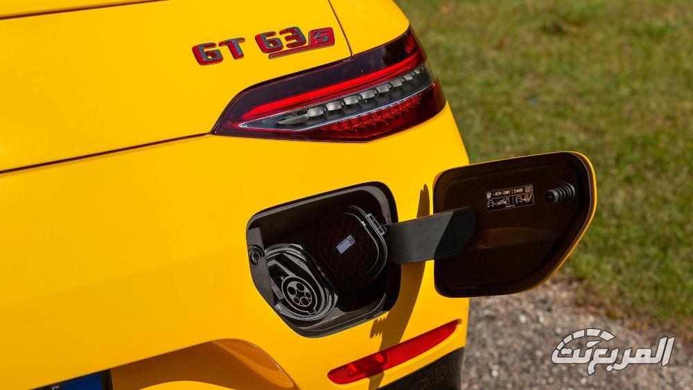 مرسيدس-gt-4-أبواب-المربع-نت-42