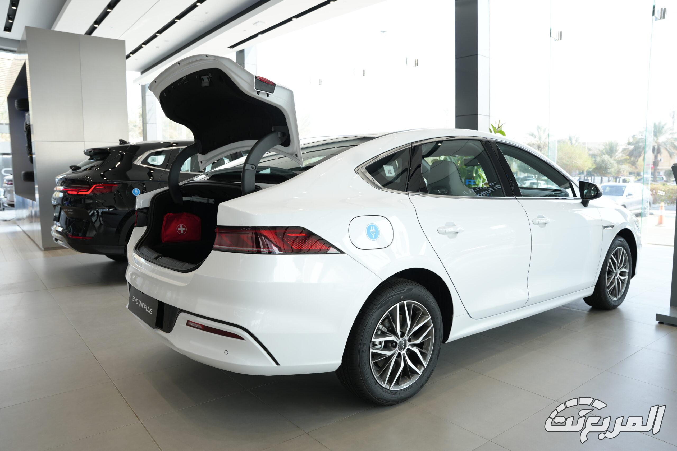 أسعار سيارات بي واي دي 2025 في السعودية كل اللي ودك تعرفه مع المواصفات (صور وفيديو) أسعار سيارات بي واي دي 2025 في السعودية كل اللي ودك تعرفه مع المواصفات (صور وفيديو)