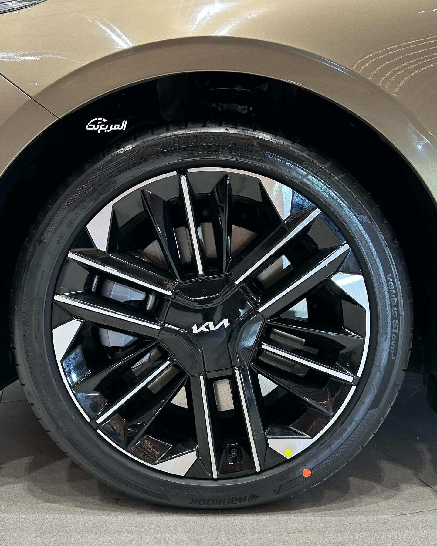 كيا K8 ستاندرد 2025 قائمة المواصفات القياسية في السعودية على السريع كيا K8 ستاندرد 2025 قائمة المواصفات القياسية في السعودية على السريع 3
