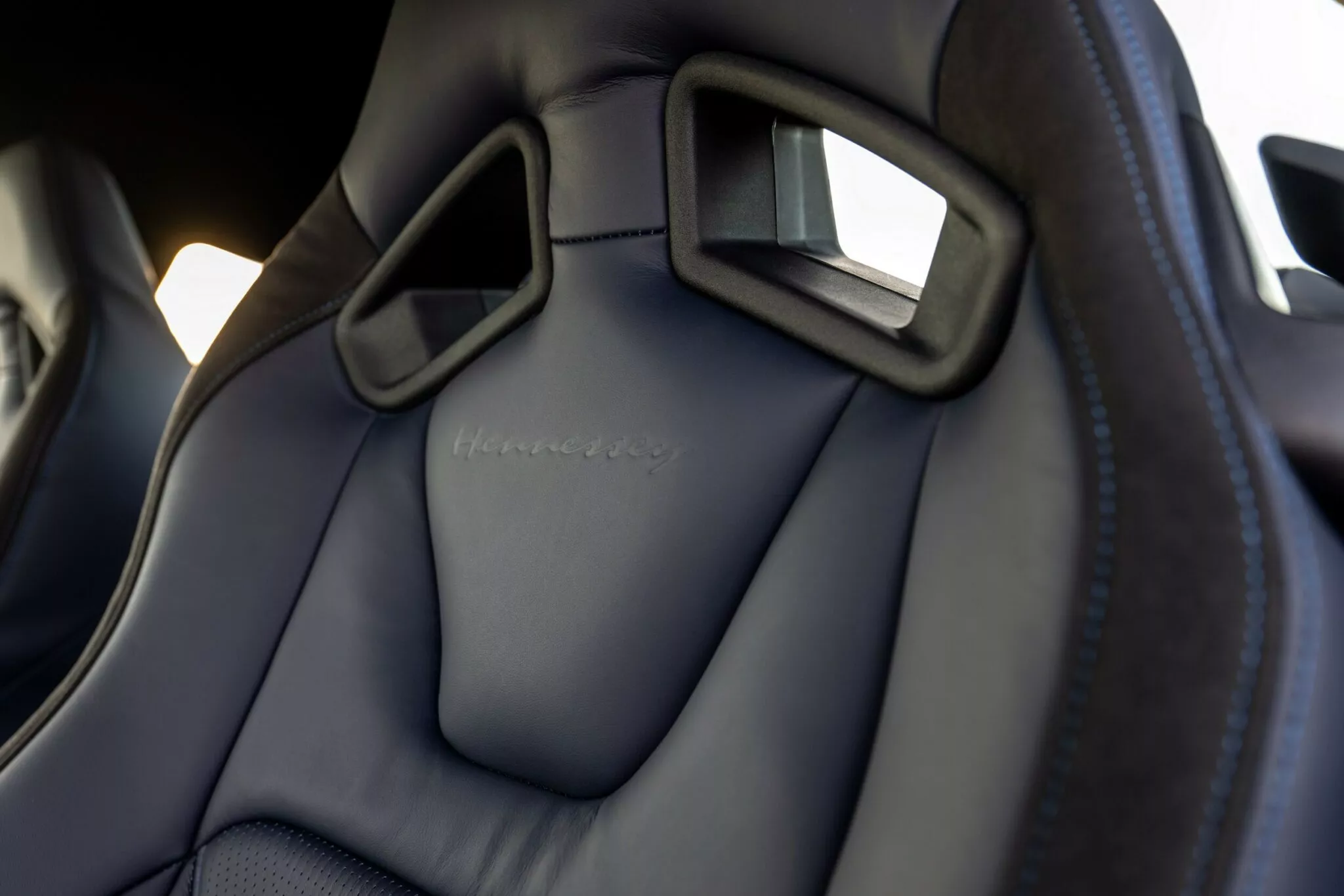 فورد موستنج تحصل على أفضل إصدار معدل لها حتى الآن من هينيسي بقوة 862 حصان فورد موستنج تحصل على أفضل إصدار معدل لها حتى الآن من هينيسي بقوة 862 حصان 19