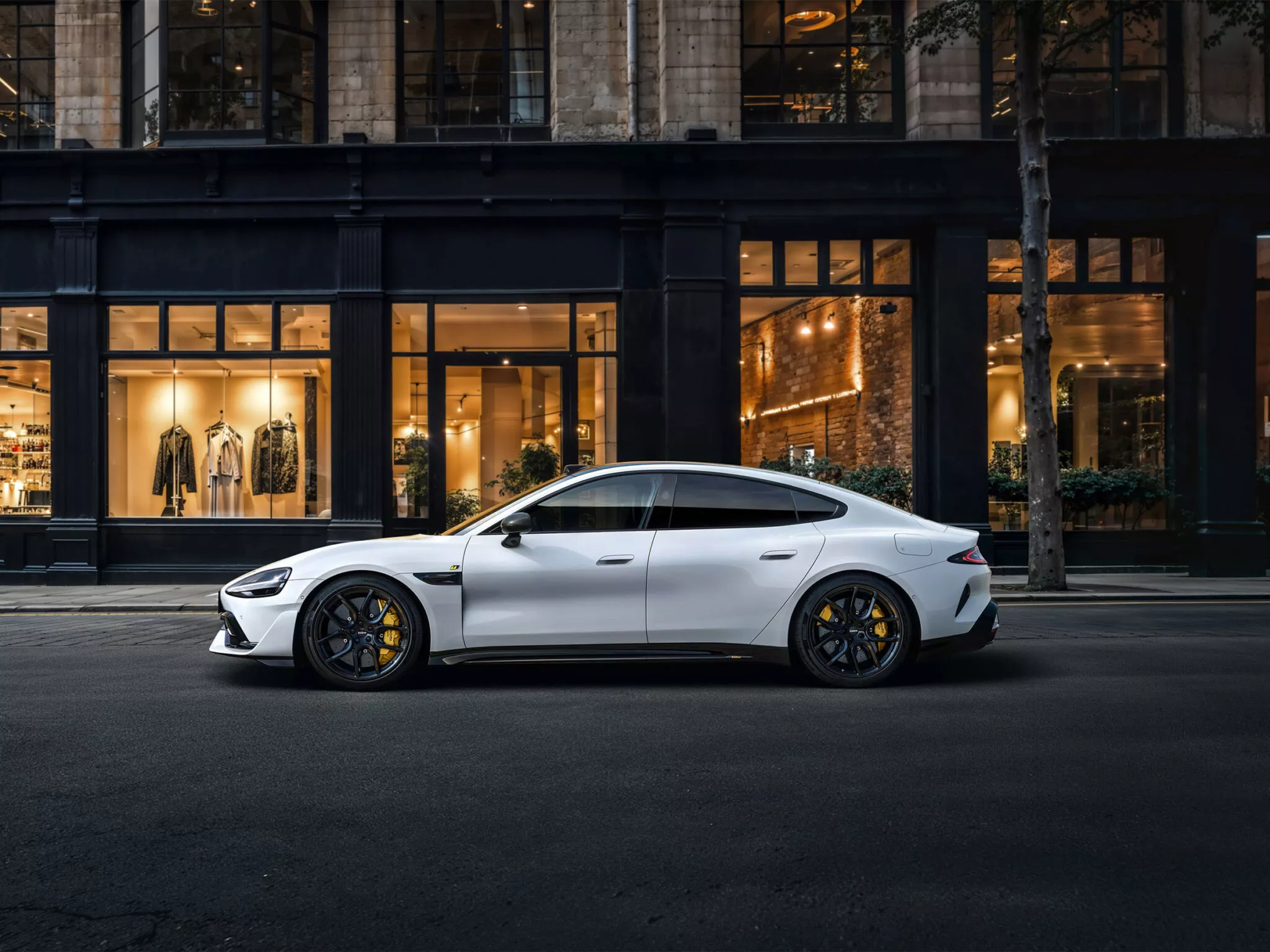 شاومي تفاجئ المنافسين بطرح SU7 Ultra، أقوى سيدان في العالم، بسعر أرخص بـ 33% من المعلن عنه مسبقاً! شاومي تفاجئ المنافسين بطرح SU7 Ultra، أقوى سيدان في العالم، بسعر أرخص بـ 33% من المعلن عنه مسبقاً! 12